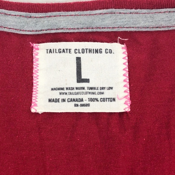 Indiana University AE Tailgate v-neck tee large - Picture 3 of 7